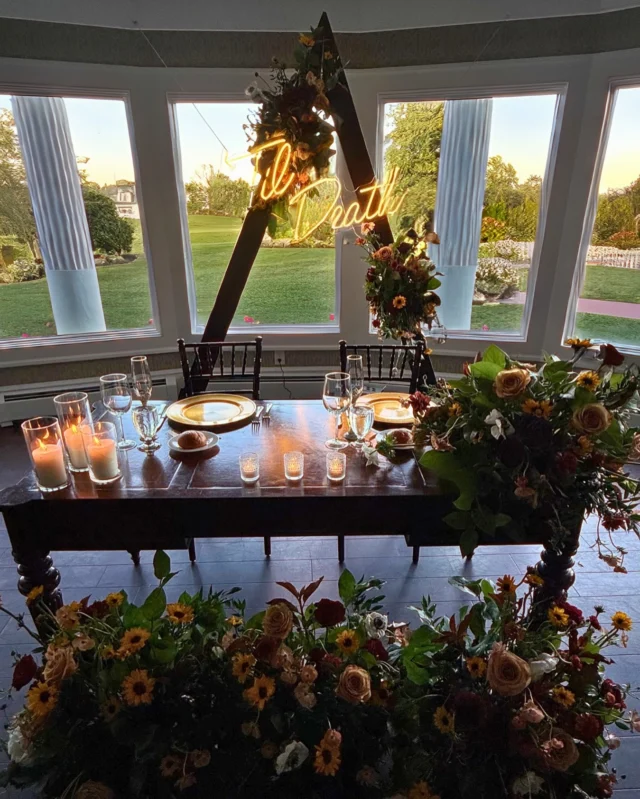 Love so strong, not even death could part them 🖤 

#HappyHalloween #AtlanticCityCountryClubWedding