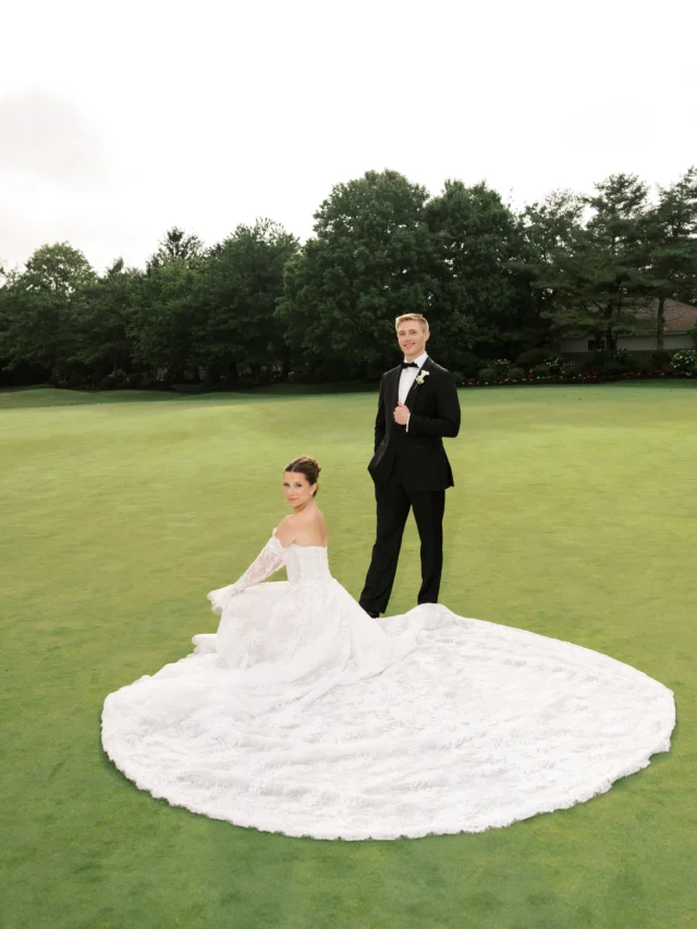 Atlantic City Country Club — A venue designed to give every bride their “princess moment”. ✨💍👑 

Photography | @rachelrosensteinphoto @wearesaltwater @crystalmarie_photographynj 
Venue | @atlanticcitycountryclub 

#atlanticcitycountryclub #njweddingvenue #northfieldnj #southjerseywedding #princessmoment